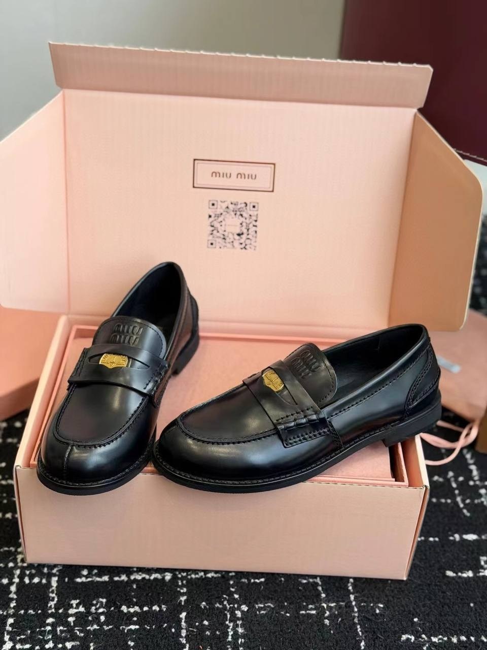 ,лоферы miu miu,лоферы женские,лоферы миу миу, женская