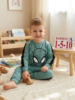 Костюм