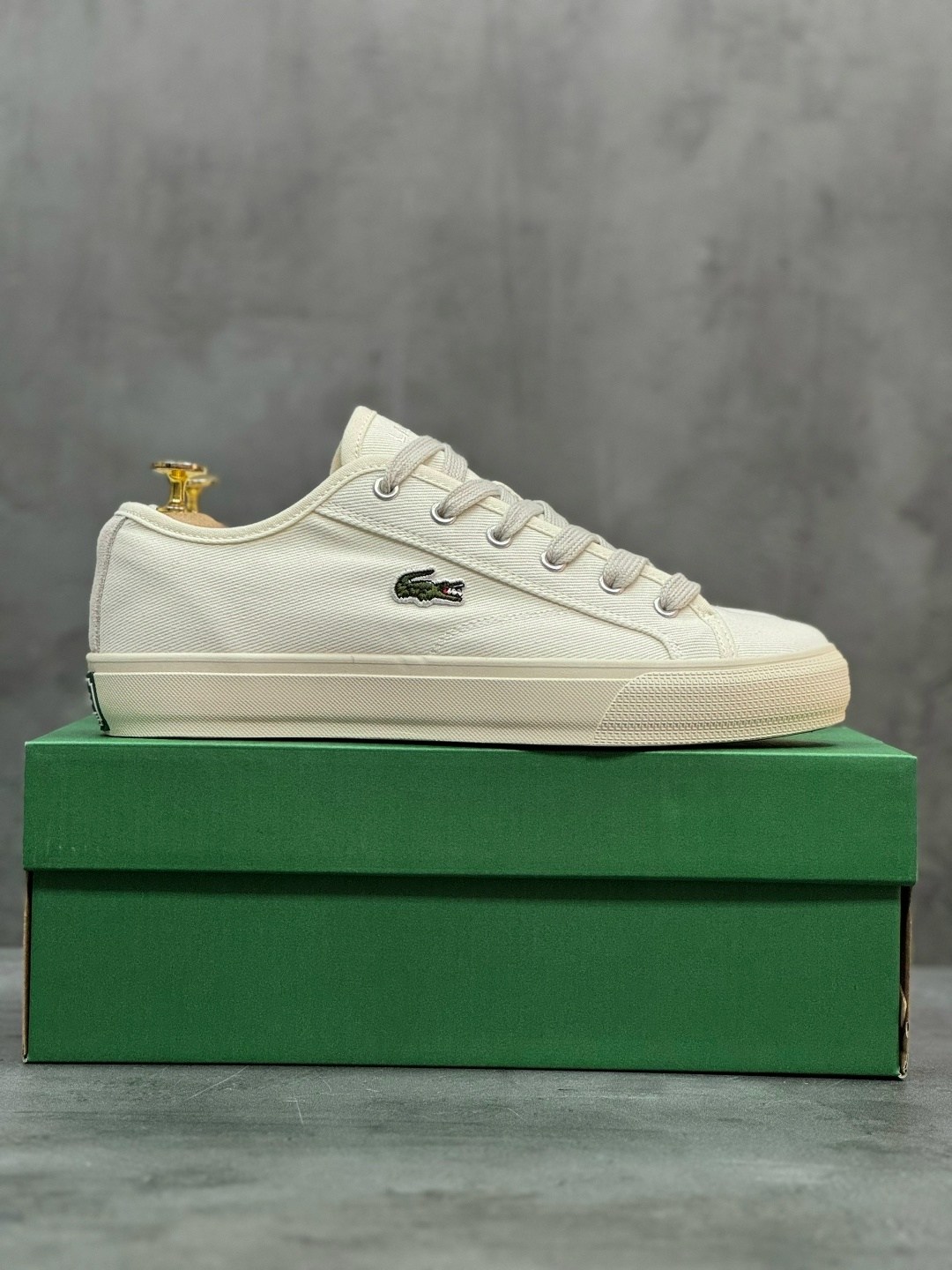 ,кроссовки lacoste,кеды lacoste,белые кеды лакост,кеды lacoste женские