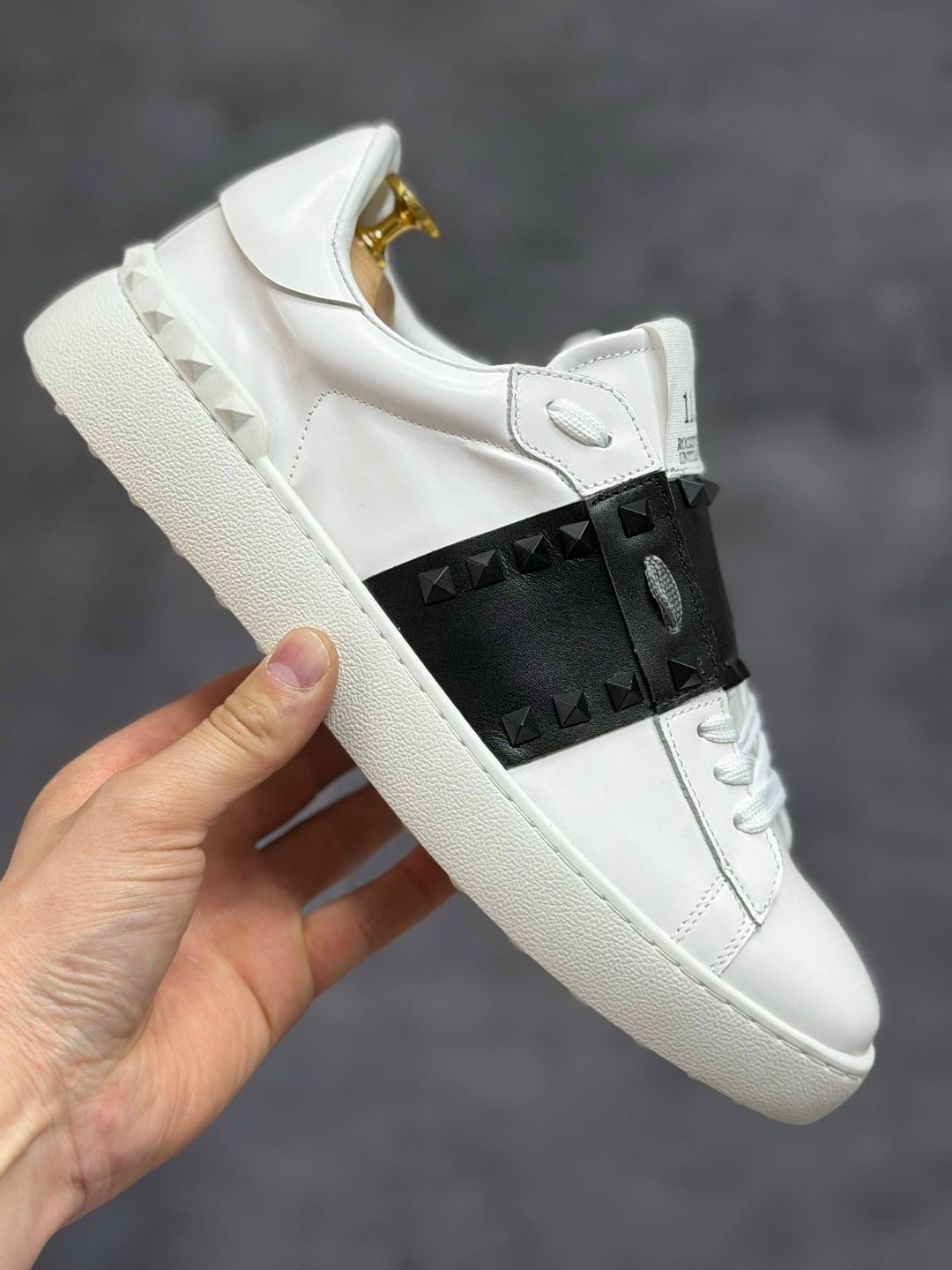 кроссовки valentino,,кроссовки valentino женские,кроссовки valentino garavani,дизайнерские кроссовки