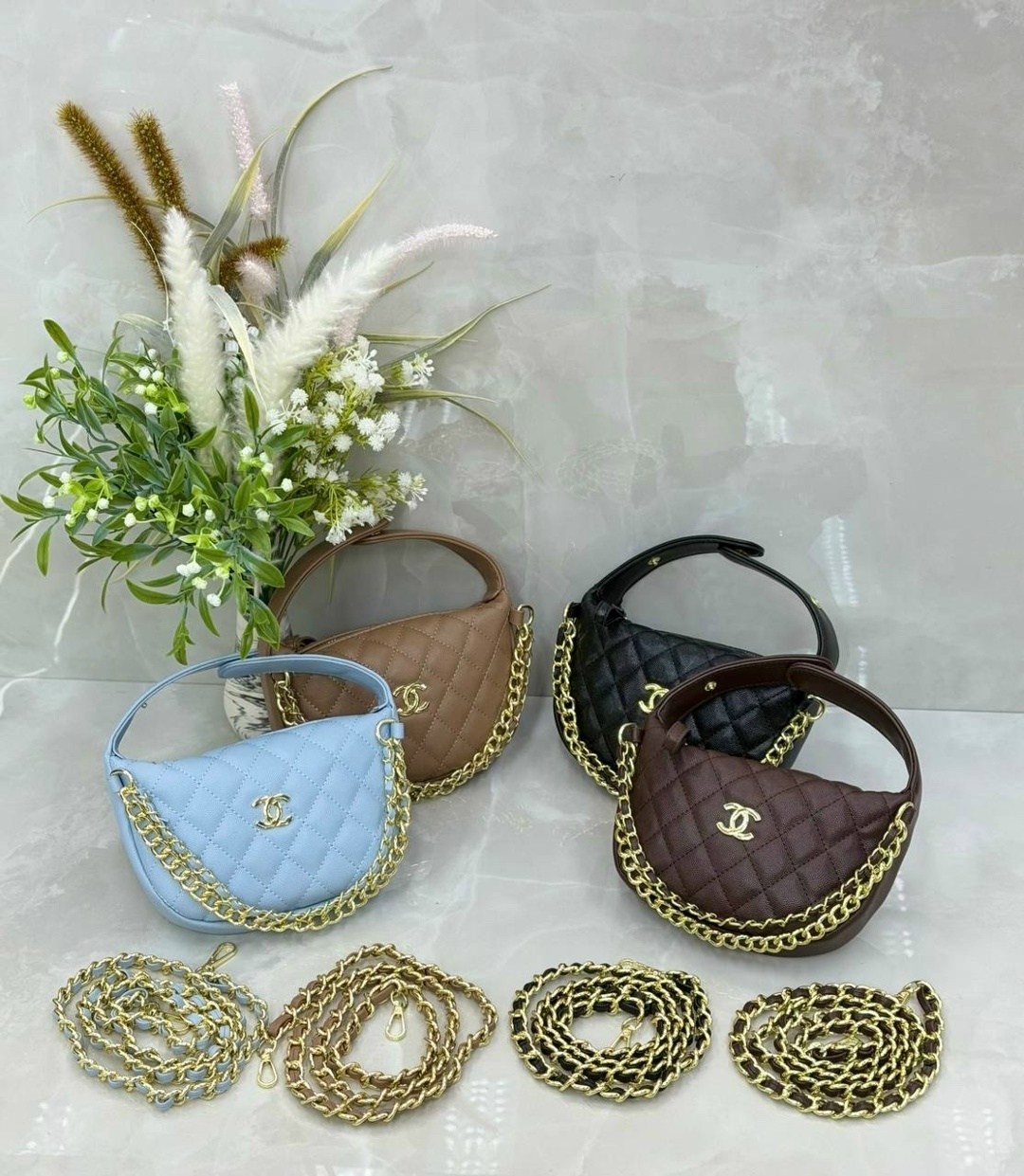 сумка chanel,сумочки,сумка,кожаная черная круглая сумка chanel,круглая сумка chanel с бусинами
