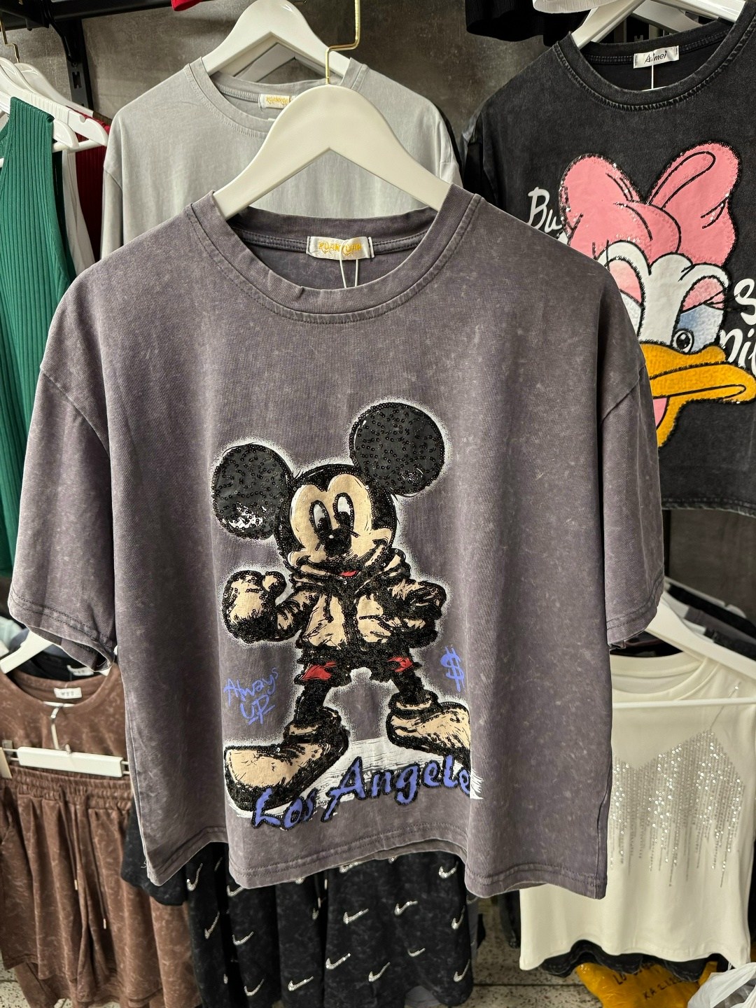 футболка микимаус женская,футболки модные,футболке,disney mickey mouse,футболки мики маус