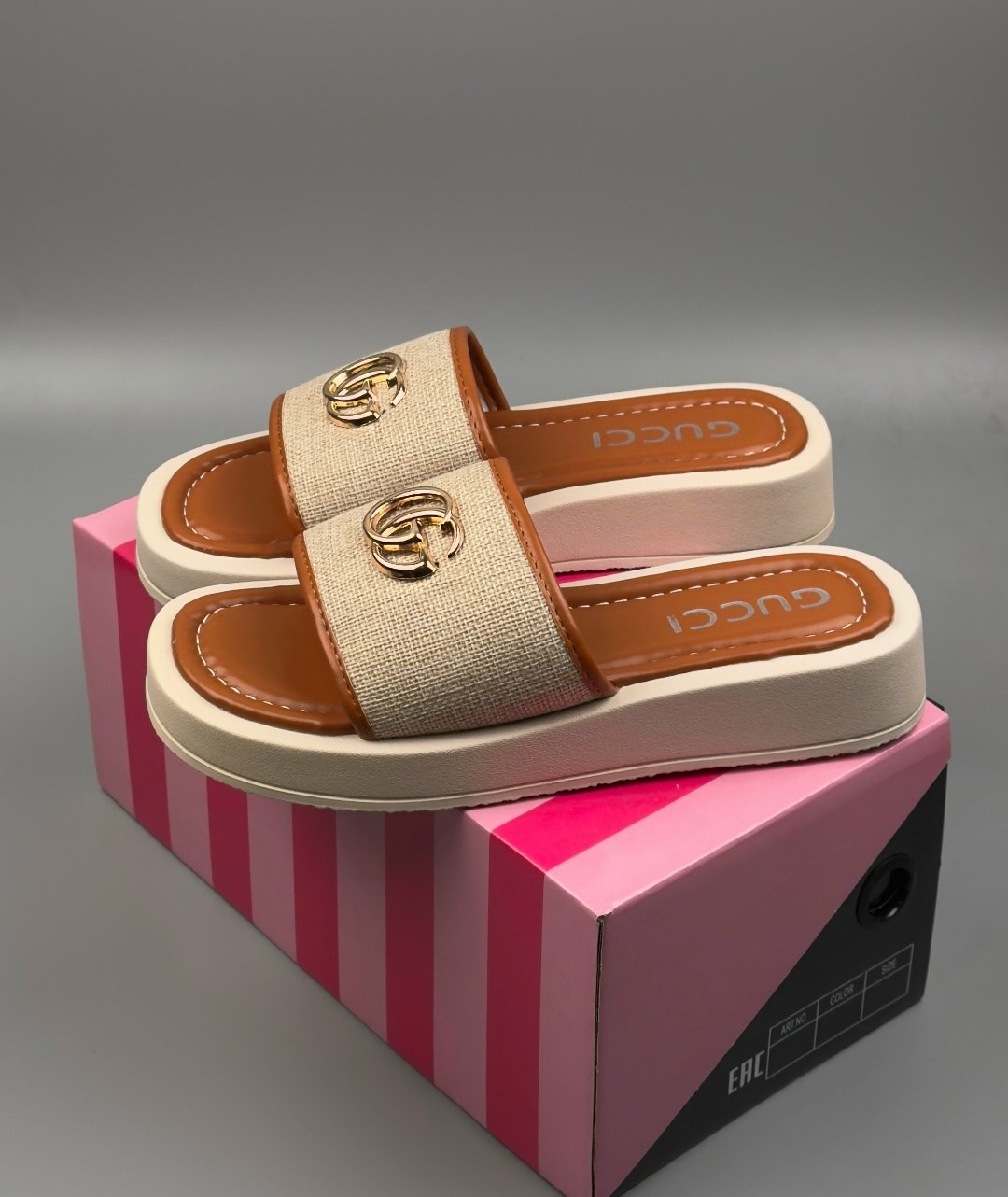 шлепки гуччи женские,шлепанцы женские gucci,,тапочки гуччи,тапочки gucci