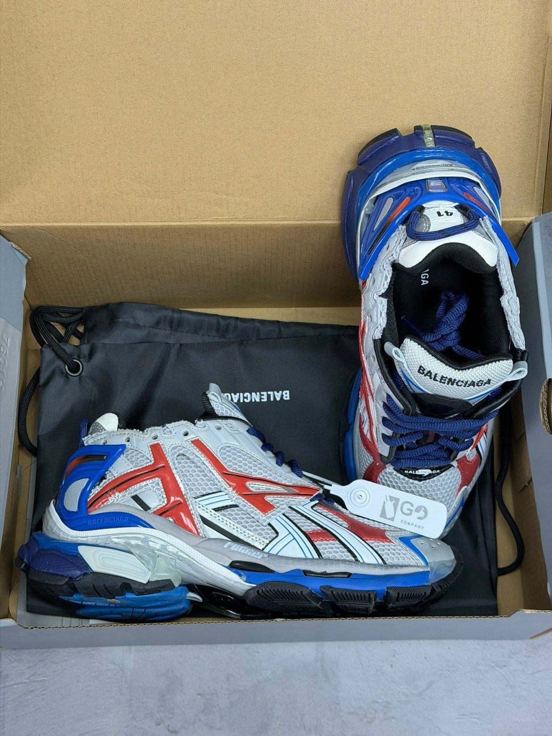 кроссовки balenciaga,кроссовки balenciaga runner sneaker grey red blue,кроссовки женские balenciaga,кроссовки balenciaga runner sneaker white red blue pink,кроссовки balenciaga runner