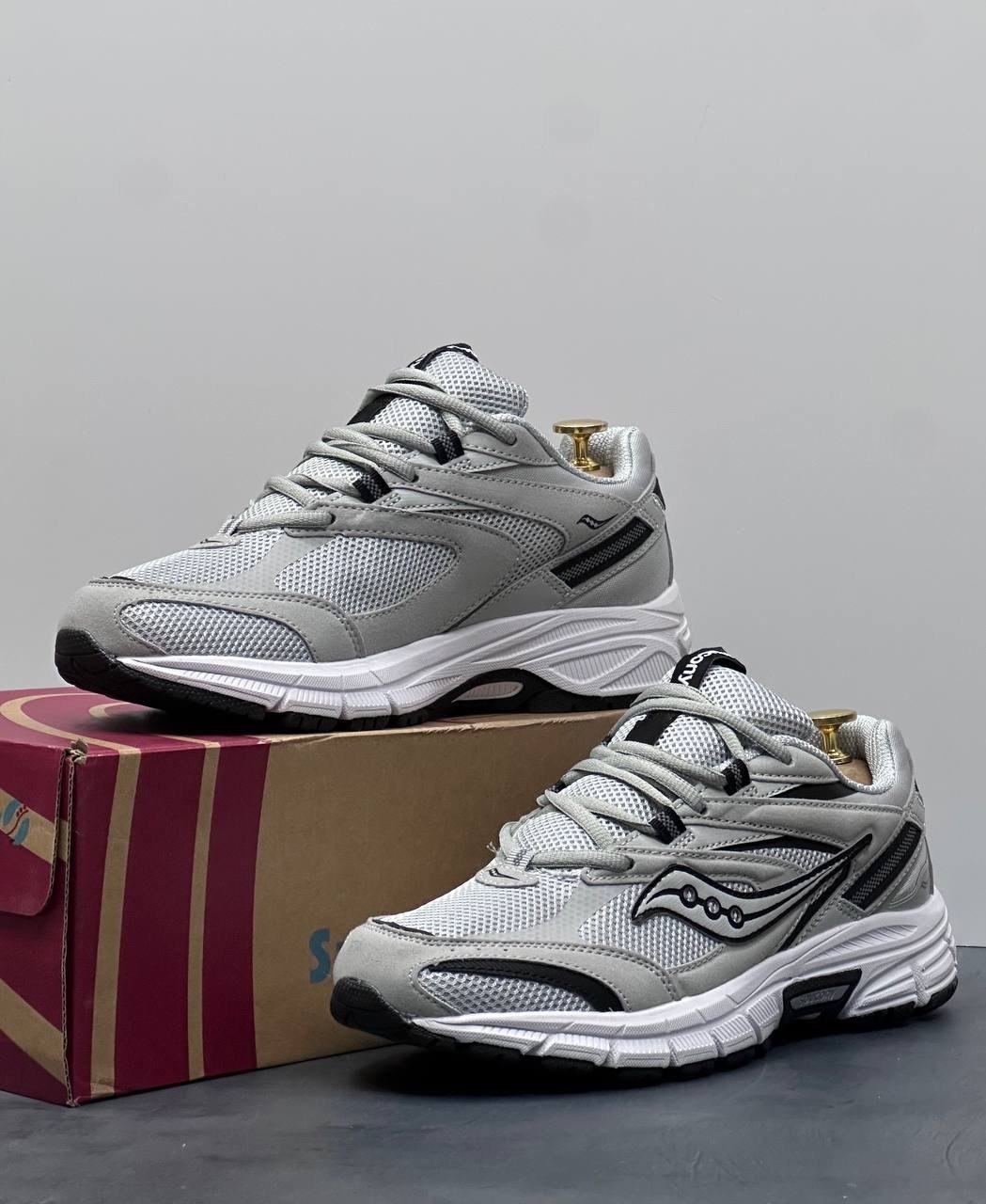кроссовки saucony,кроссовки мужские saucony,сайкони кроссовки,кроссовки,saucony кроссовки кэжуал