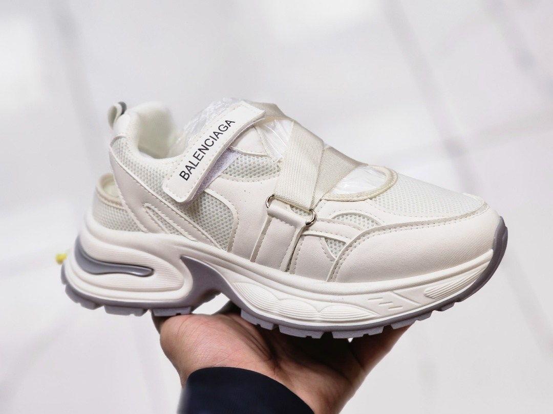 кроссовки женские balenciaga,кроссовки balenciaga,сандалии баленсиага трек,кроссовки balenciaga phantom,кроссовки баленсиага