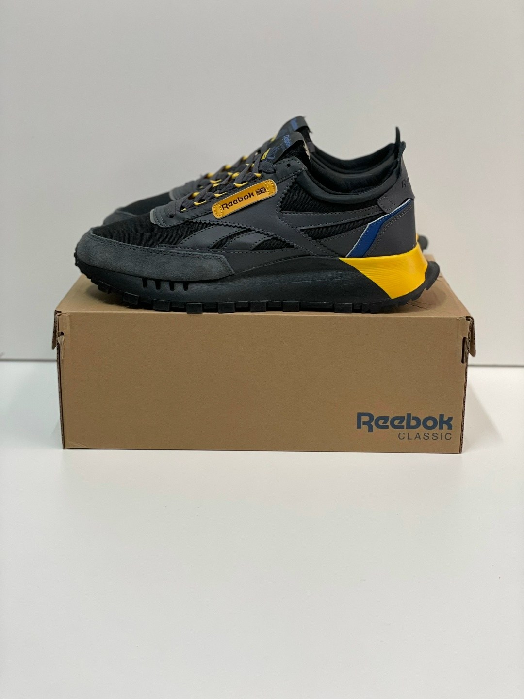 кроссовки reebok classic leather legacy,кроссовки reebok classic,кроссовки мужские reebok classic,кроссовки reebok,reebok classic leather legacy