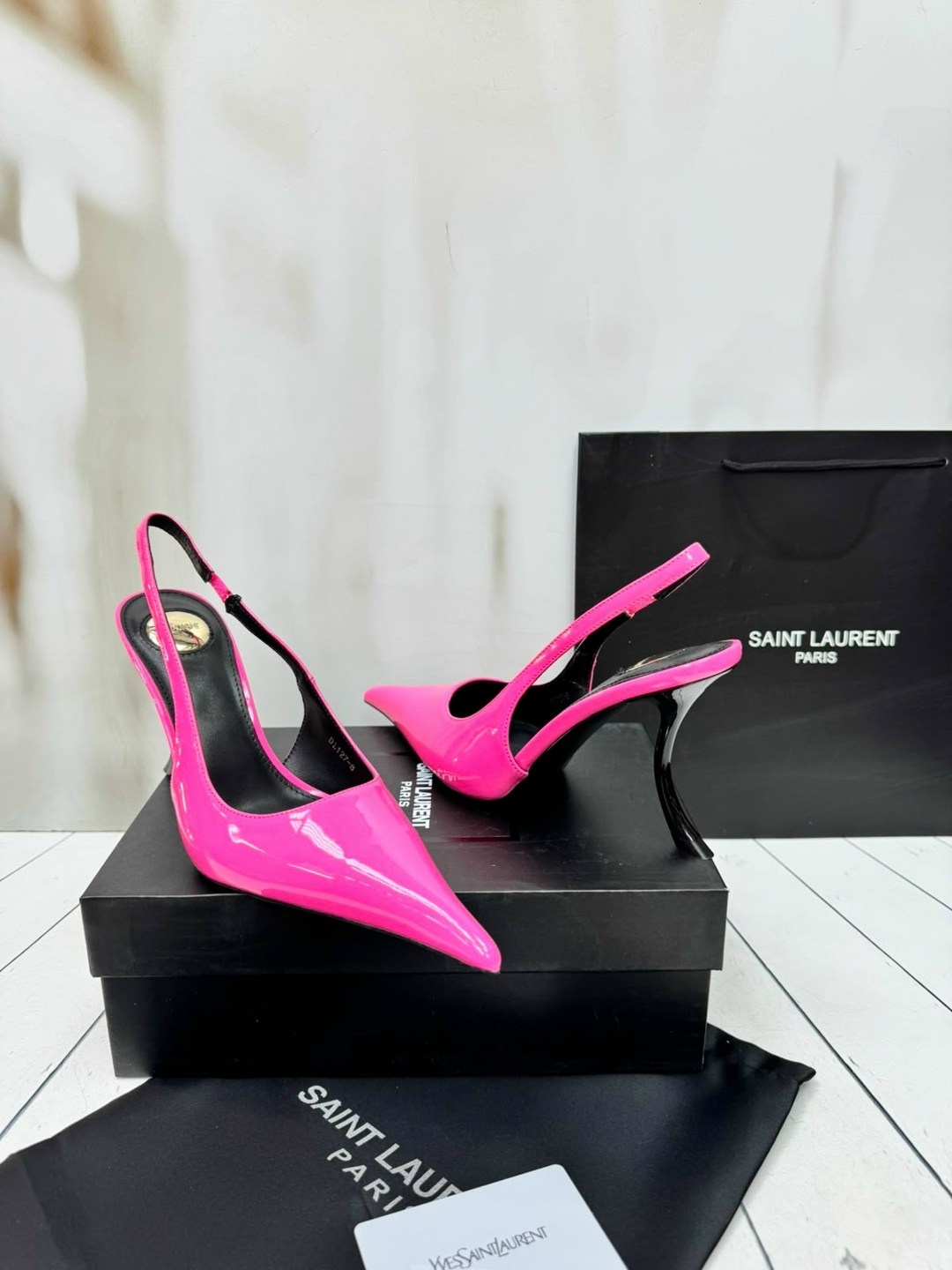 saint laurent туфли,туфли yves saint laurent,туфли saint laurent розовый,,каблуки женские