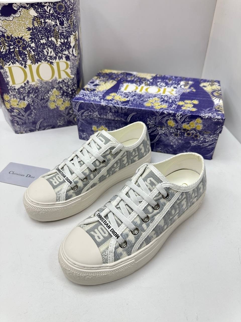 кеды christian dior,кеды женские christian dior,кеды christian dior walk n dior с логотипом,кеды christian dior walk n dior с логотипом розовый,кеды женские в стиле christian dior