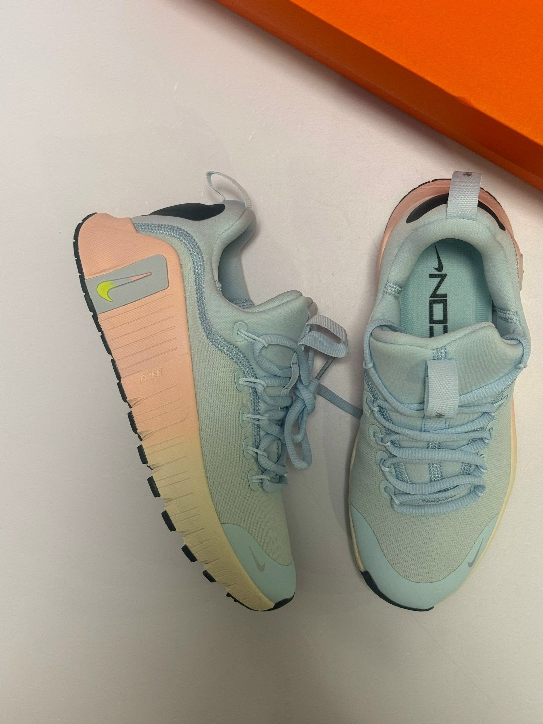 женские кроссовки nike,кроссовки nike,кроссовки,кроссовки женскиe,спортивная