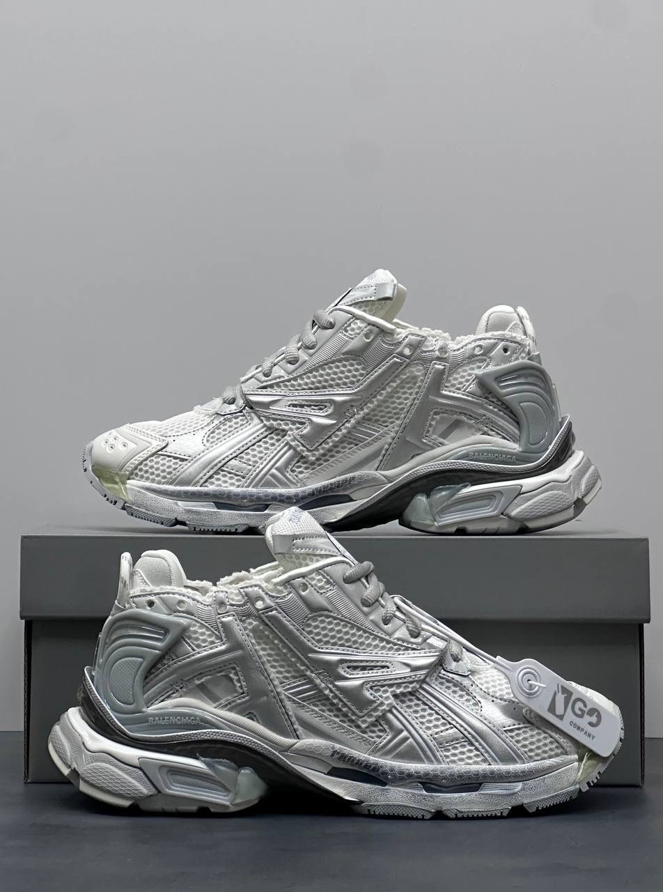 кроссовки balenciaga,кроссовки женские balenciaga,кроссовки balenciaga wmns runner sneaker кремовый,женские кроссовки balenciaga runner серебристые,кроссовки balenciaga runner