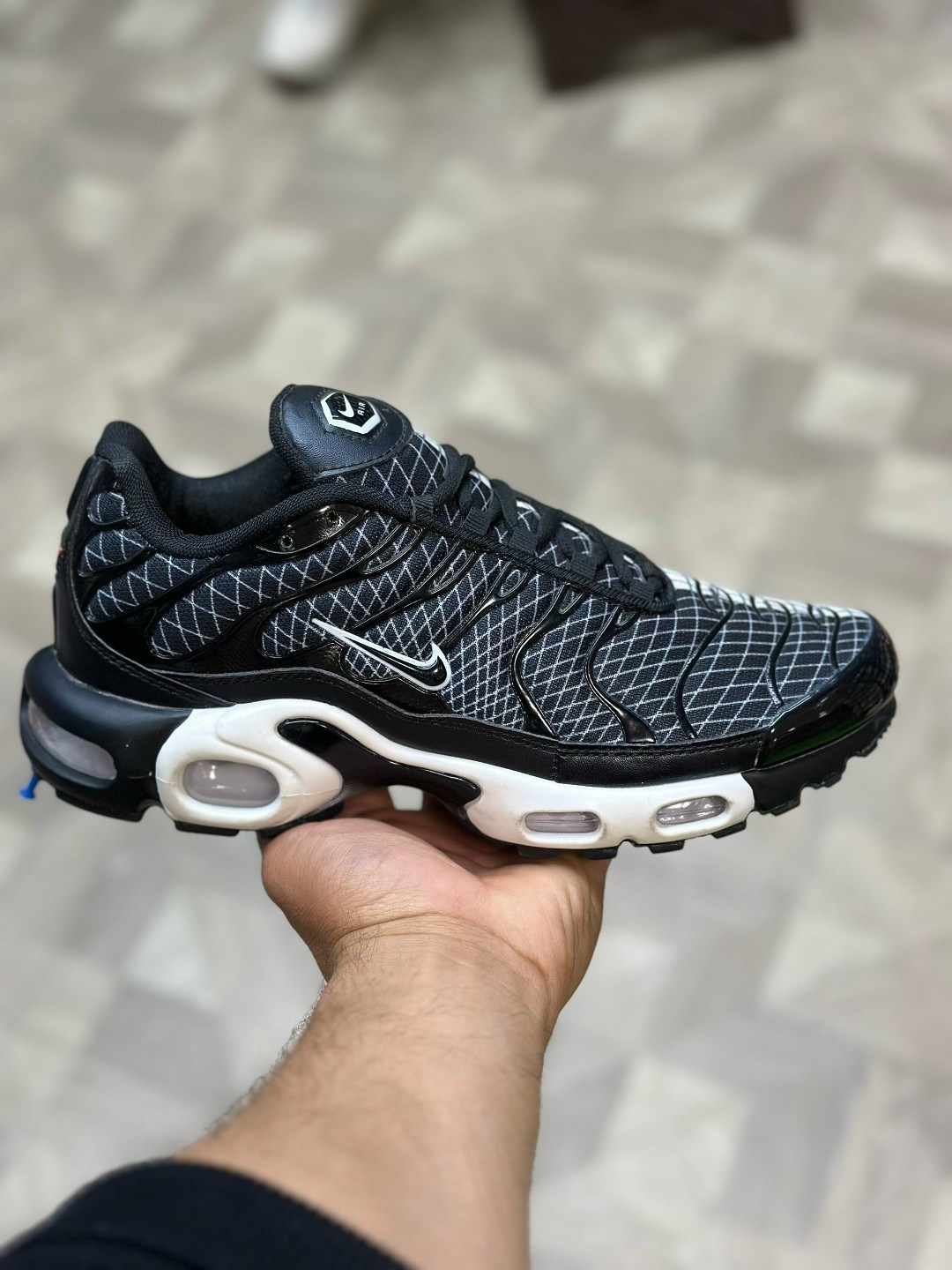 кроссовки nike air max tailwind 4,кроссовки nike supreme x air max tailwind 4,кроссовки nike air max plus tn,кроссовки nike supreme,мужские кроссовки nike air max tailwind 4