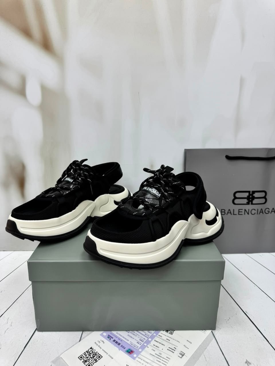 ,женские кроссовки balenciaga,кроссовки жен,кроссовки balenciaga,женские кроссовки