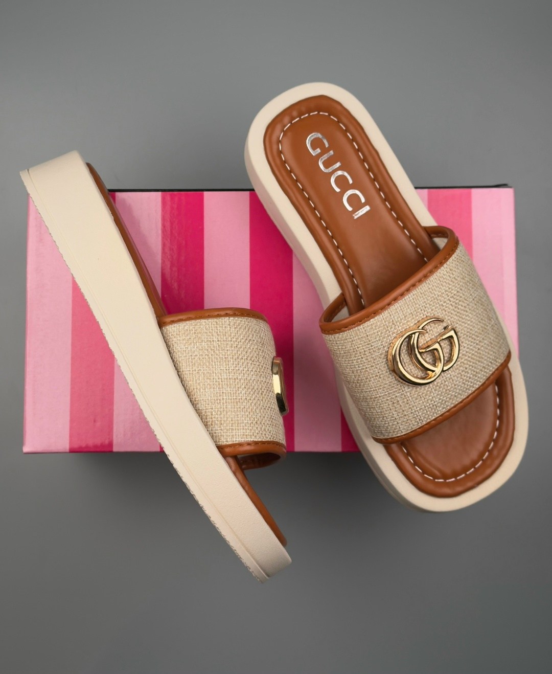 шлепки гуччи женские,шлепанцы женские gucci,,тапочки гуччи,тапочки gucci