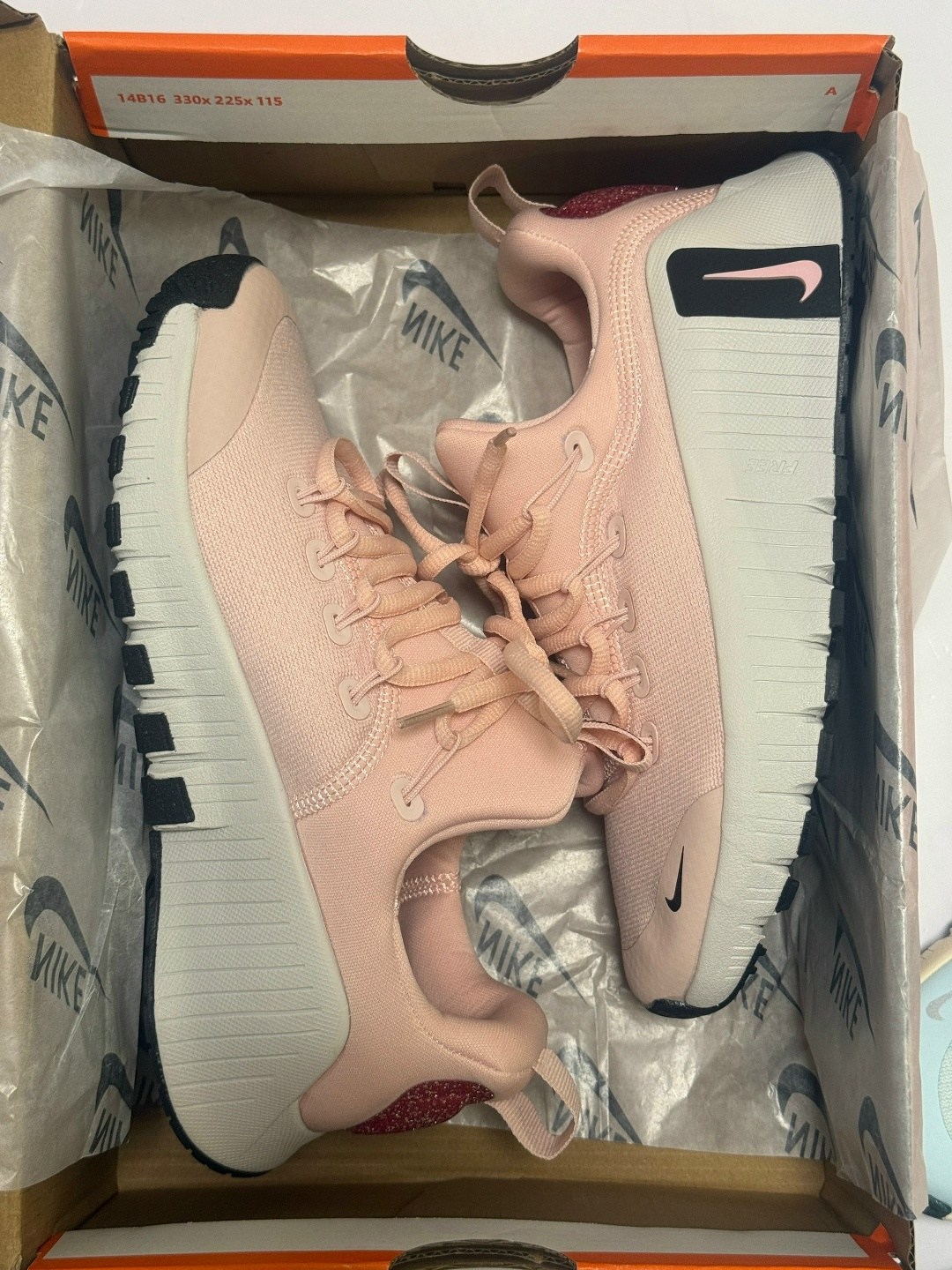 женские кроссовки nike,кроссовки nike,кроссовки,кроссовки женскиe,спортивная