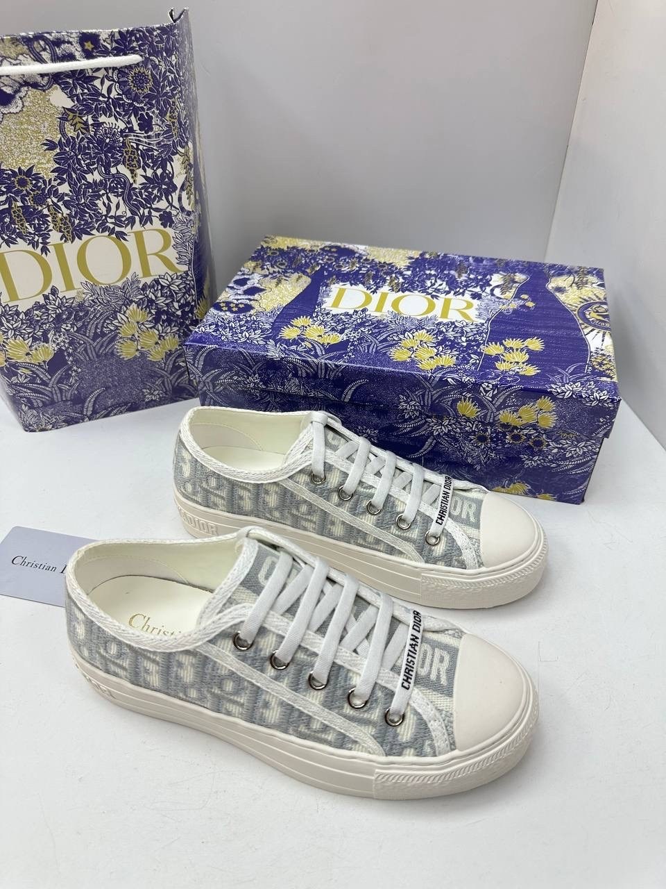 кеды christian dior,кеды женские christian dior,кеды christian dior walk n dior с логотипом,кеды christian dior walk n dior с логотипом розовый,кеды женские в стиле christian dior