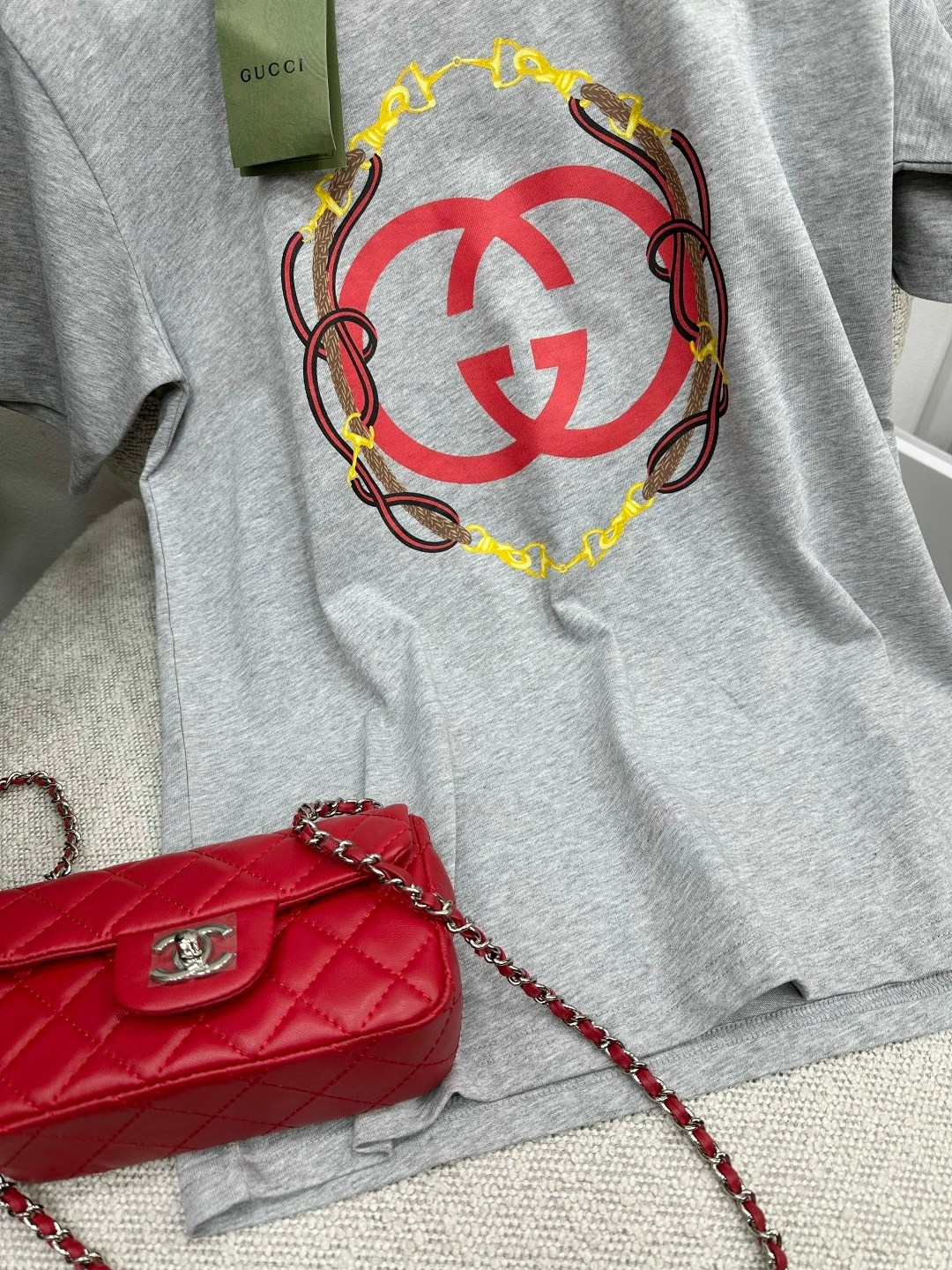 футболка gucci,футболка gucci женская,гуччи футболка,майка гуччи оригинал женская
