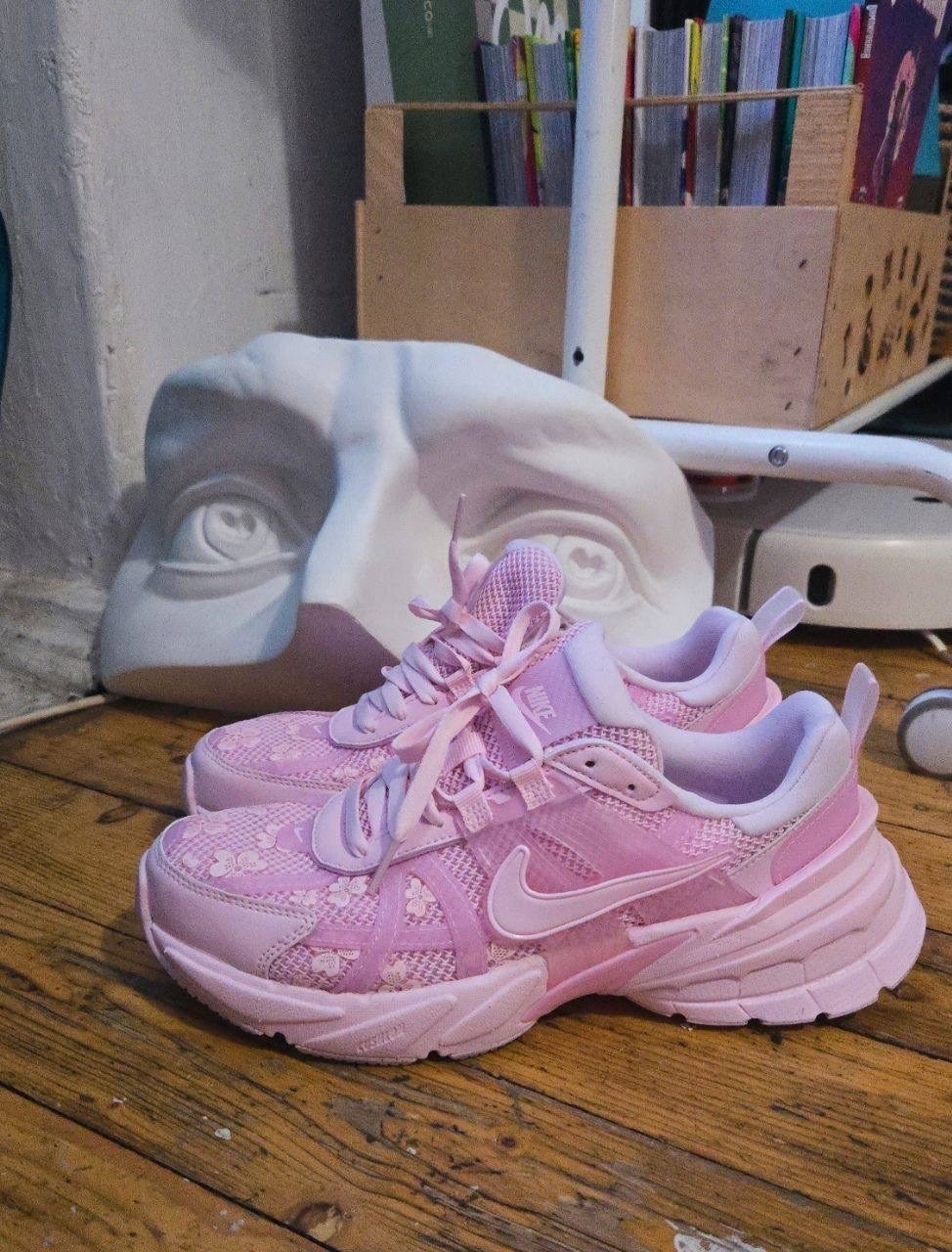 кроссовки,nike v2k run женские беговые кроссовки,женские кроссовки,кроссовки nike женские,подростковые кроссовки