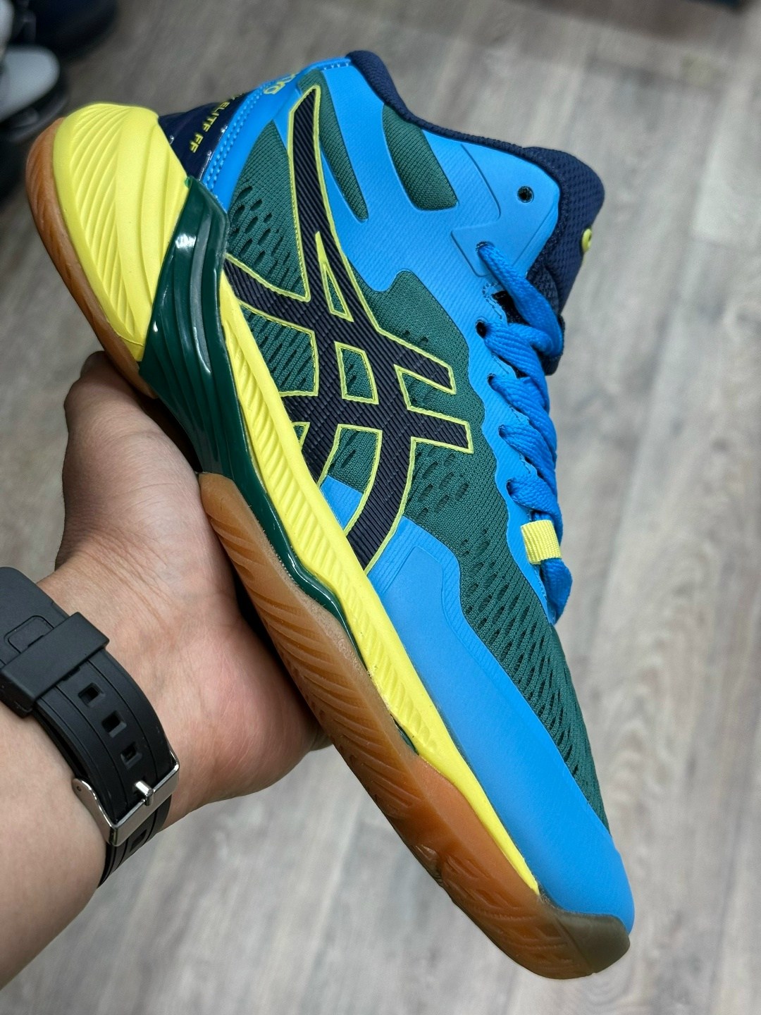 волейбольные кроссовки asics,кроссовки мужские asics,кроссовки asics,кроссовки asics gel,волейбольные кроссовки asics metarise