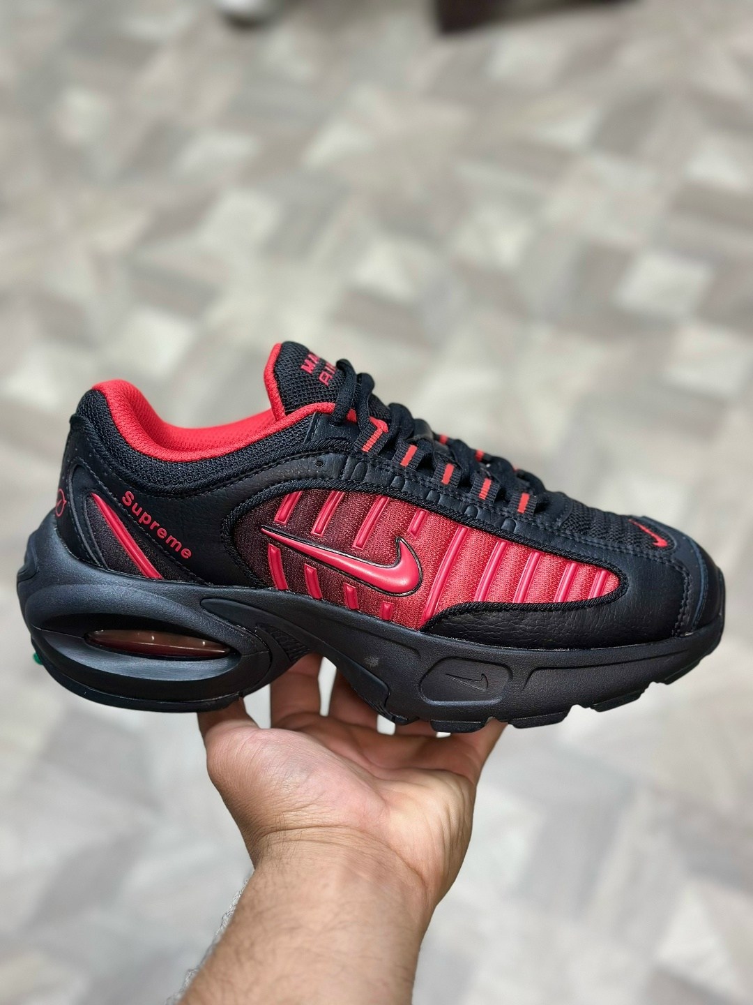 кроссовки nike air max tailwind 4,кроссовки nike supreme x air max tailwind 4,кроссовки nike air max plus tn,кроссовки nike supreme,мужские кроссовки nike air max tailwind 4