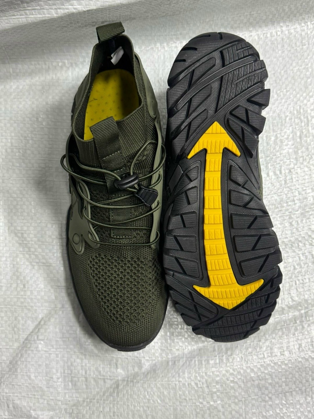 nike air huarache run ultra,кроссовки,зелёные кроссовки,кроссовка мужской,мужская