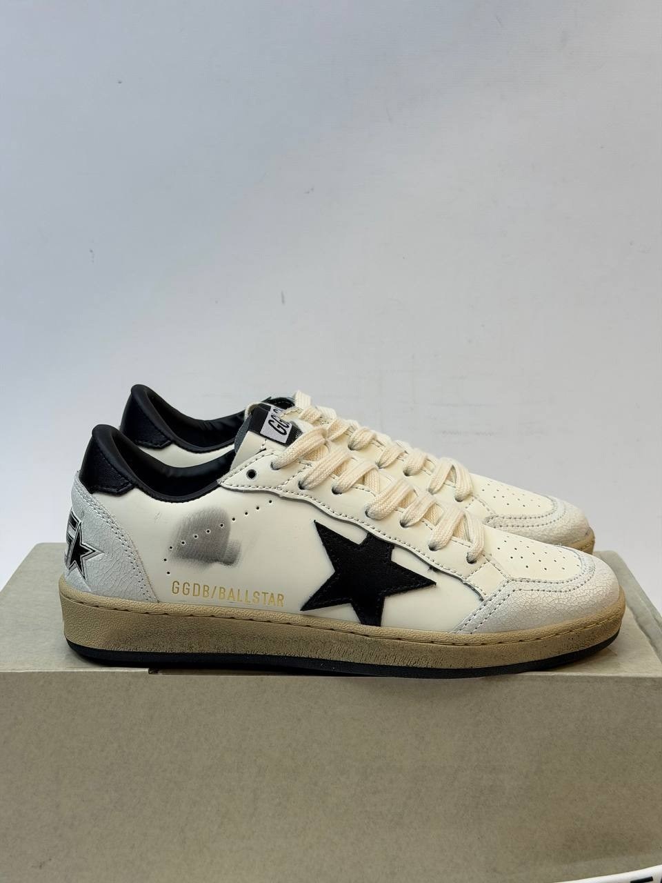 кроссовки golden goose ball star,кроссовки golden goose,кеды golden goose,кожаные низкие кеды ball star 10283 golden goose черный,golden goose ball star