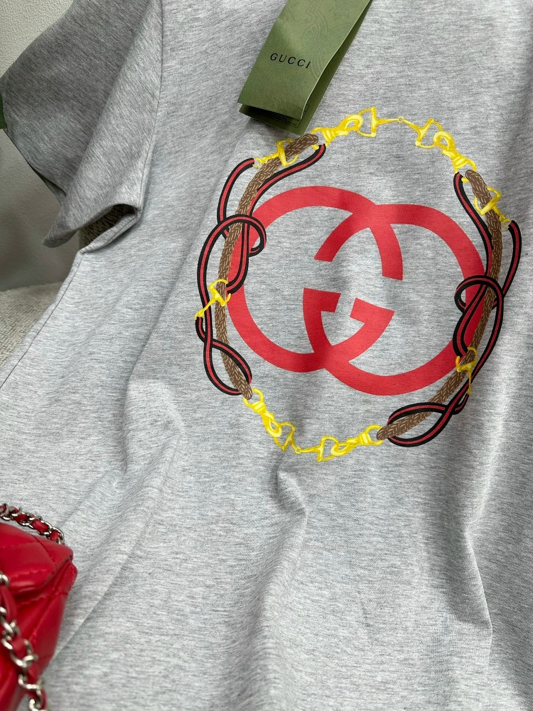футболка gucci,футболка gucci женская,гуччи футболка,майка гуччи оригинал женская