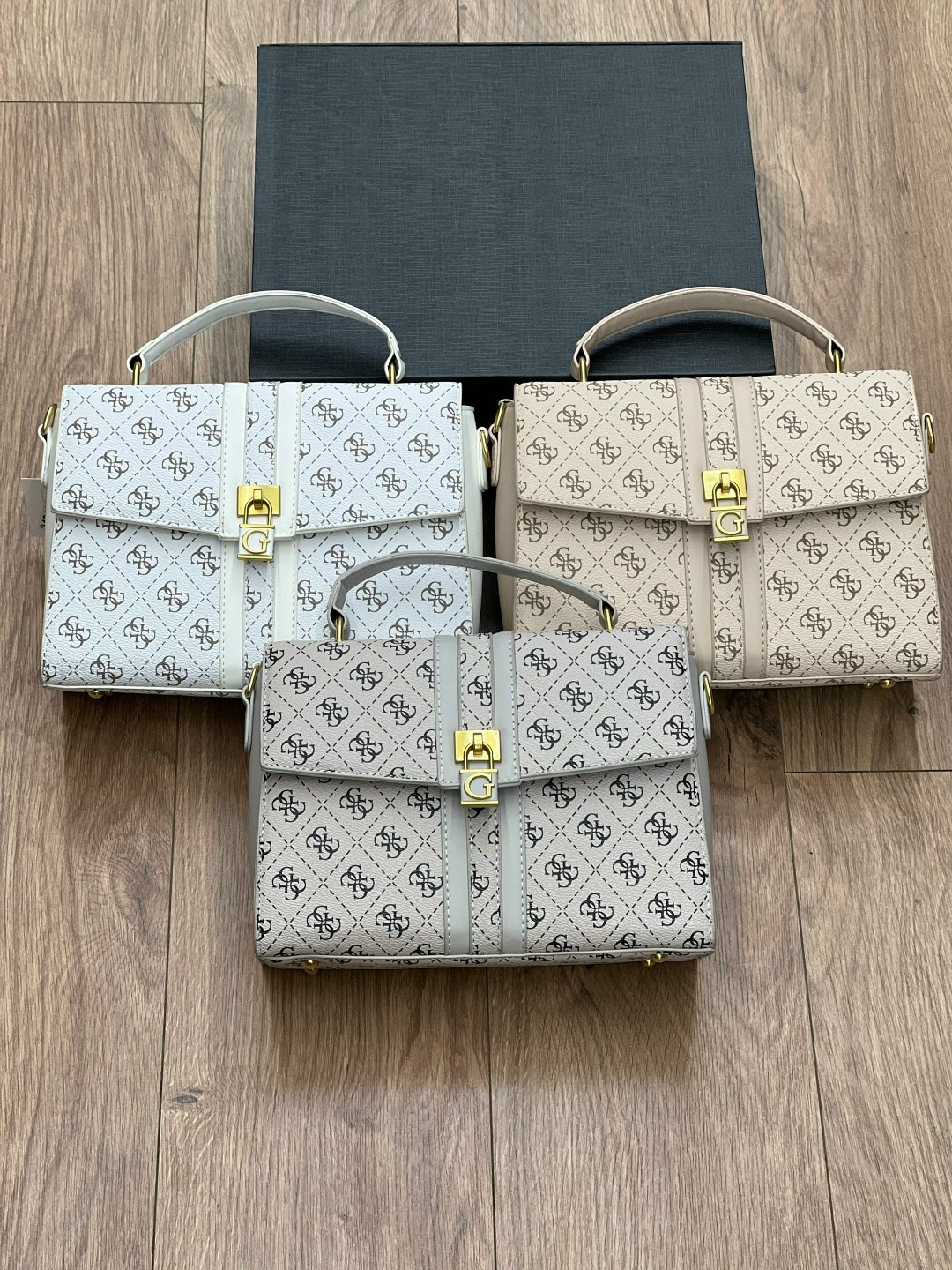 сумка женская guess,сумка "guess",сумка,guess белая сумка,сумка женская