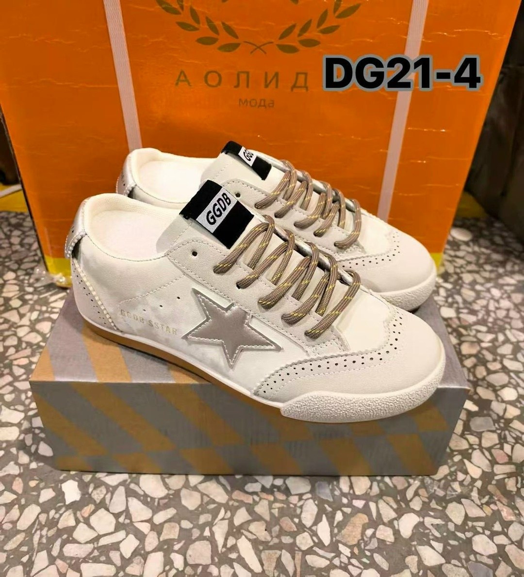,кроссовки golden goose,кроссовки со звездами,golden goose кроссовки ball star коричневый,golden goose superstar sneakers