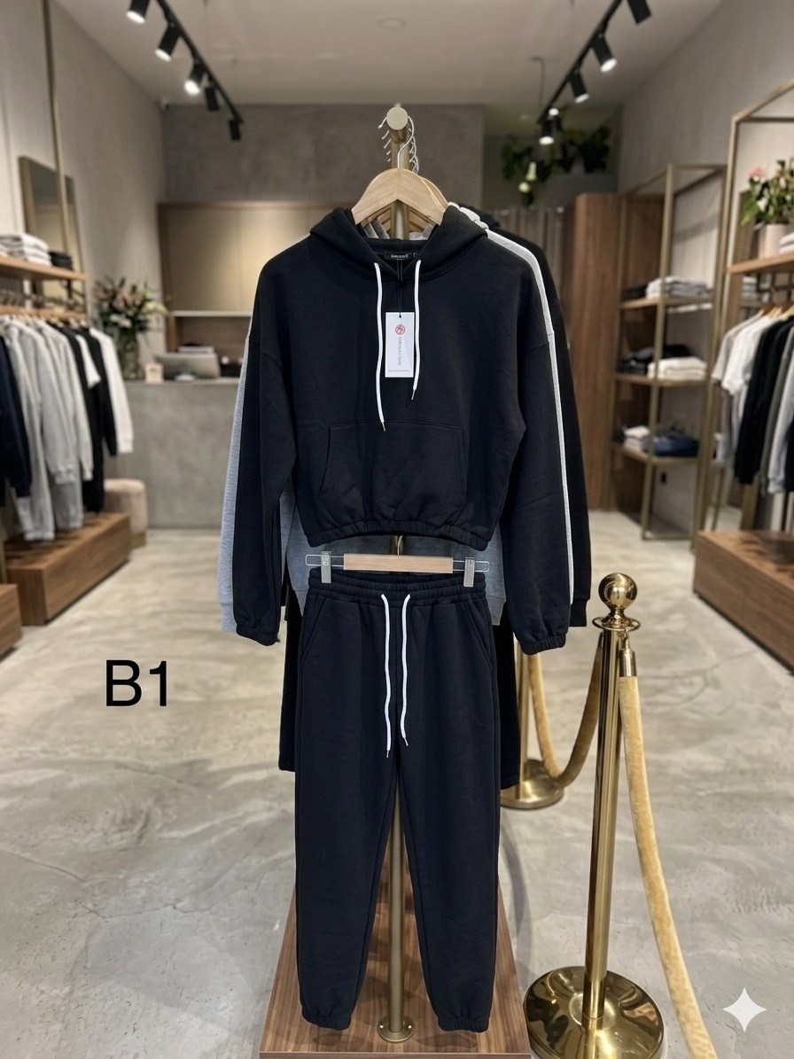 спортивный костюм brunello cucinelli,костюм спортивный женский,трикотажные костюмы,спортивный костюм,бежевый костюм