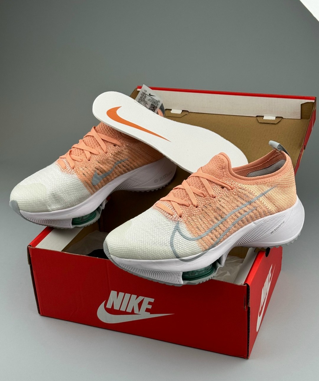 кроссовки nike air zoom tempo next,nike air zoom tempo next,женские беговые кроссовки nike air zoom tempo,nike air zoom tempo next flyknit,кроссовки nike air zoom tempo