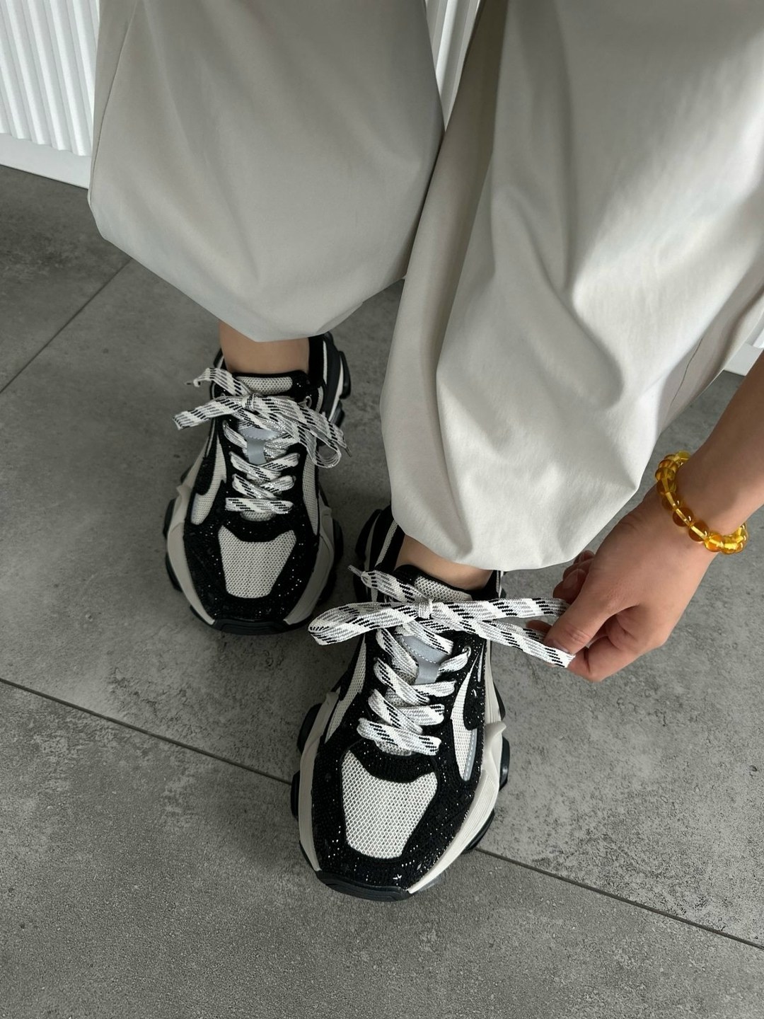 кроссовки женские balenciaga,женские кроссовки balenciaga 3xl серебристые с розовым,женские кроссовки,balenciaga кроссовки,баленсиага женские кроссовки