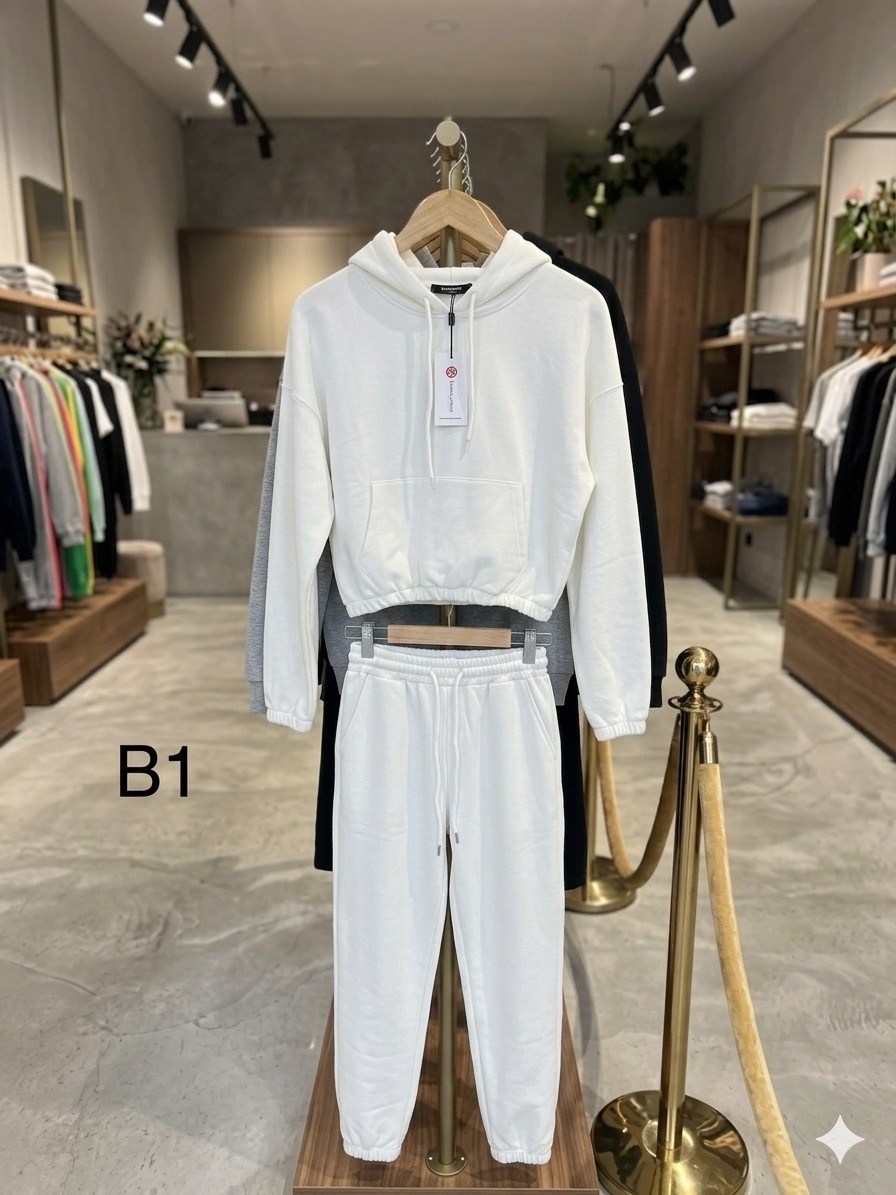 спортивный костюм brunello cucinelli,костюм спортивный женский,трикотажные костюмы,спортивный костюм,бежевый костюм