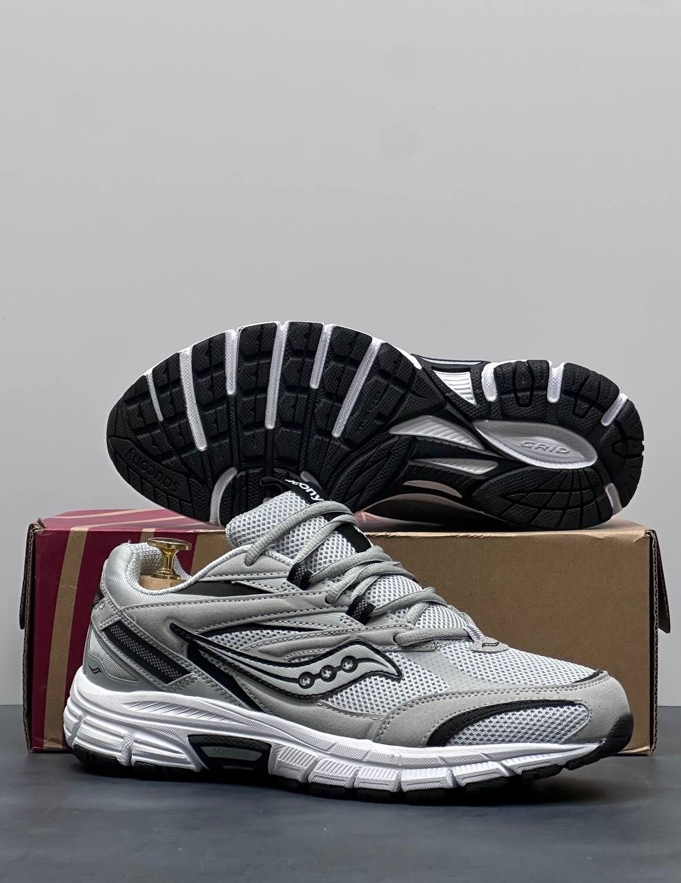 кроссовки saucony,кроссовки мужские saucony,сайкони кроссовки,кроссовки,saucony кроссовки кэжуал