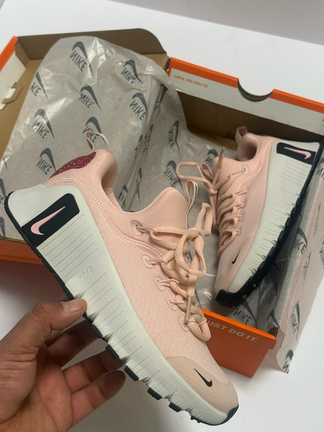 женские кроссовки nike,кроссовки nike,кроссовки,кроссовки женскиe,спортивная