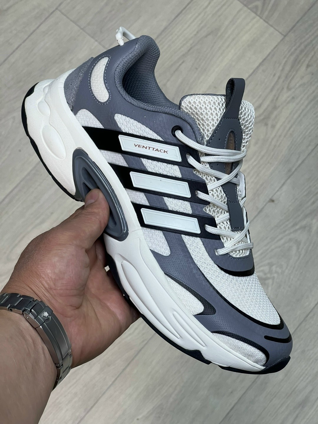 кроссовки adidas,мужские кроссовки adidas,кроссовки мужские женские adidas,кроссовки climacool adidas,кроссовки climacool adidas серебряный