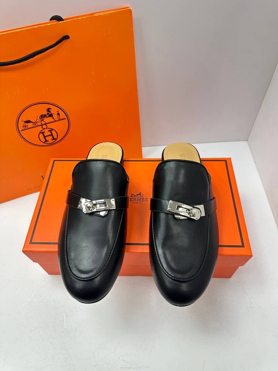 ,hermes мюли женские,мюли hermes,эрмес лоферы черные женские,кожаные мюли