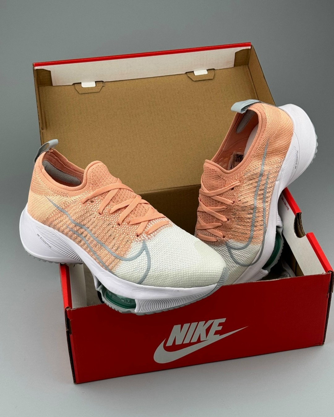 кроссовки nike air zoom tempo next,nike air zoom tempo next,женские беговые кроссовки nike air zoom tempo,nike air zoom tempo next flyknit,кроссовки nike air zoom tempo