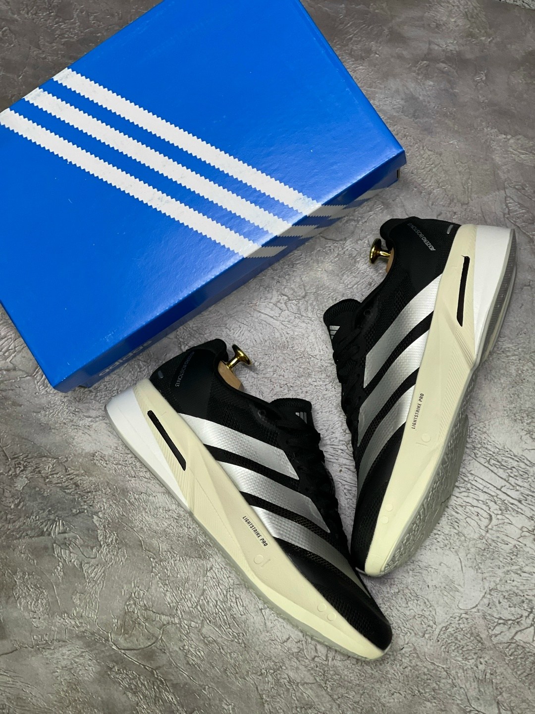 кроссовки adidas,кроссовки мужские adidas,кроссовки adidas adizero,кроссовки,кроссовки адидас