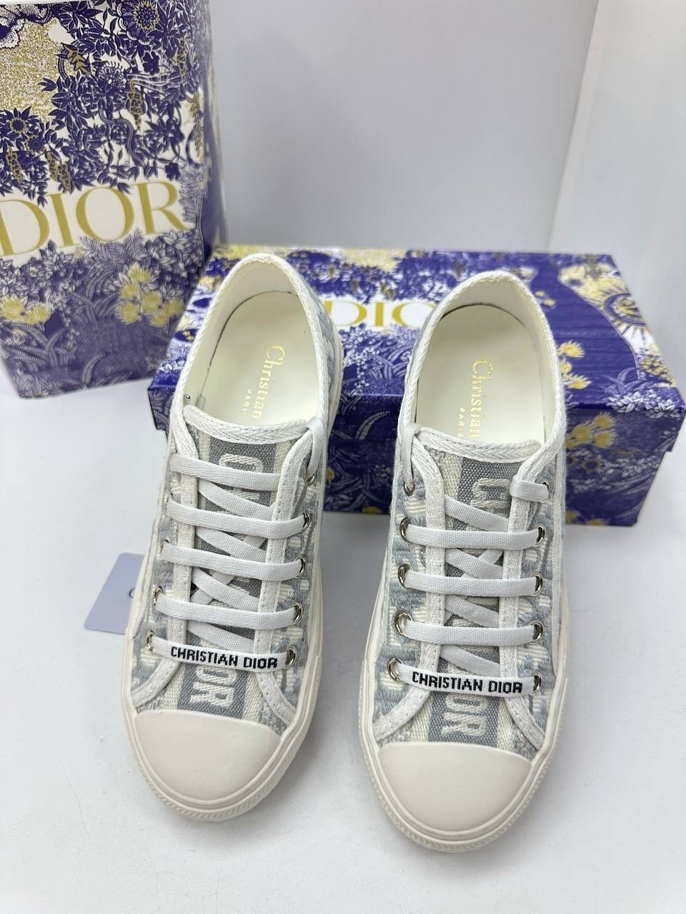 кеды christian dior,кеды женские christian dior,кеды christian dior walk n dior с логотипом,кеды christian dior walk n dior с логотипом розовый,кеды женские в стиле christian dior
