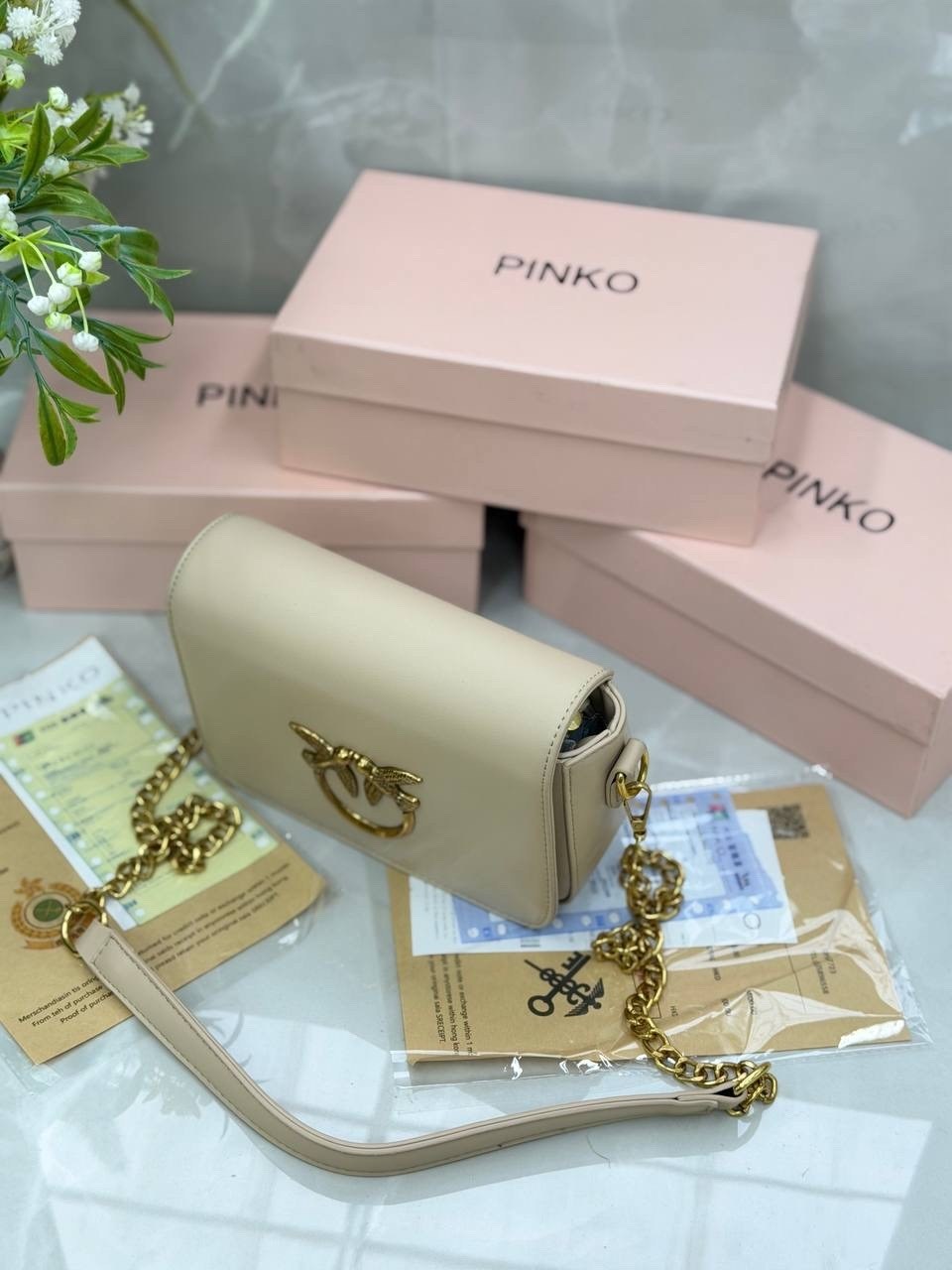 сумка pinko,сумка pinko женская,pinko сумка на плечо,сумка pinko белая,женская сумка pinko style