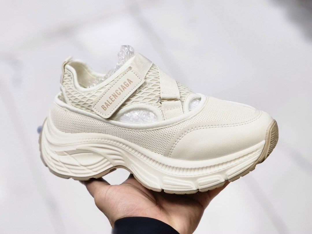 кроссовки женские balenciaga,кроссовки balenciaga,сандалии баленсиага трек,кроссовки balenciaga phantom,кроссовки баленсиага