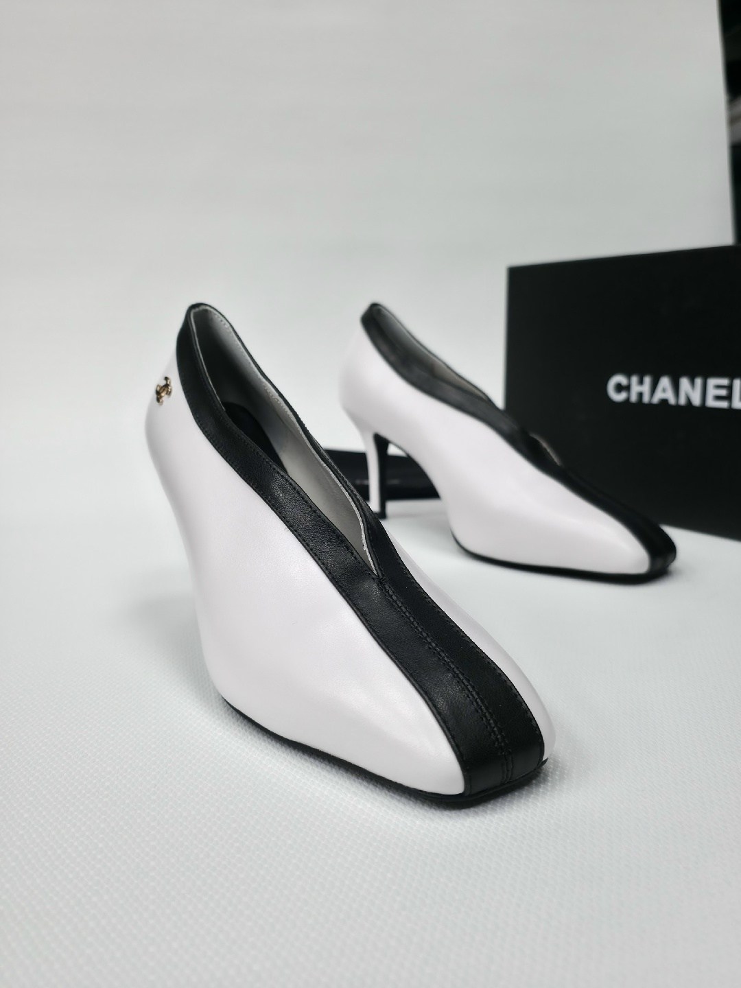 туфли chanel,,туфли шанель,туфли женские,туфли баленсиага белые
