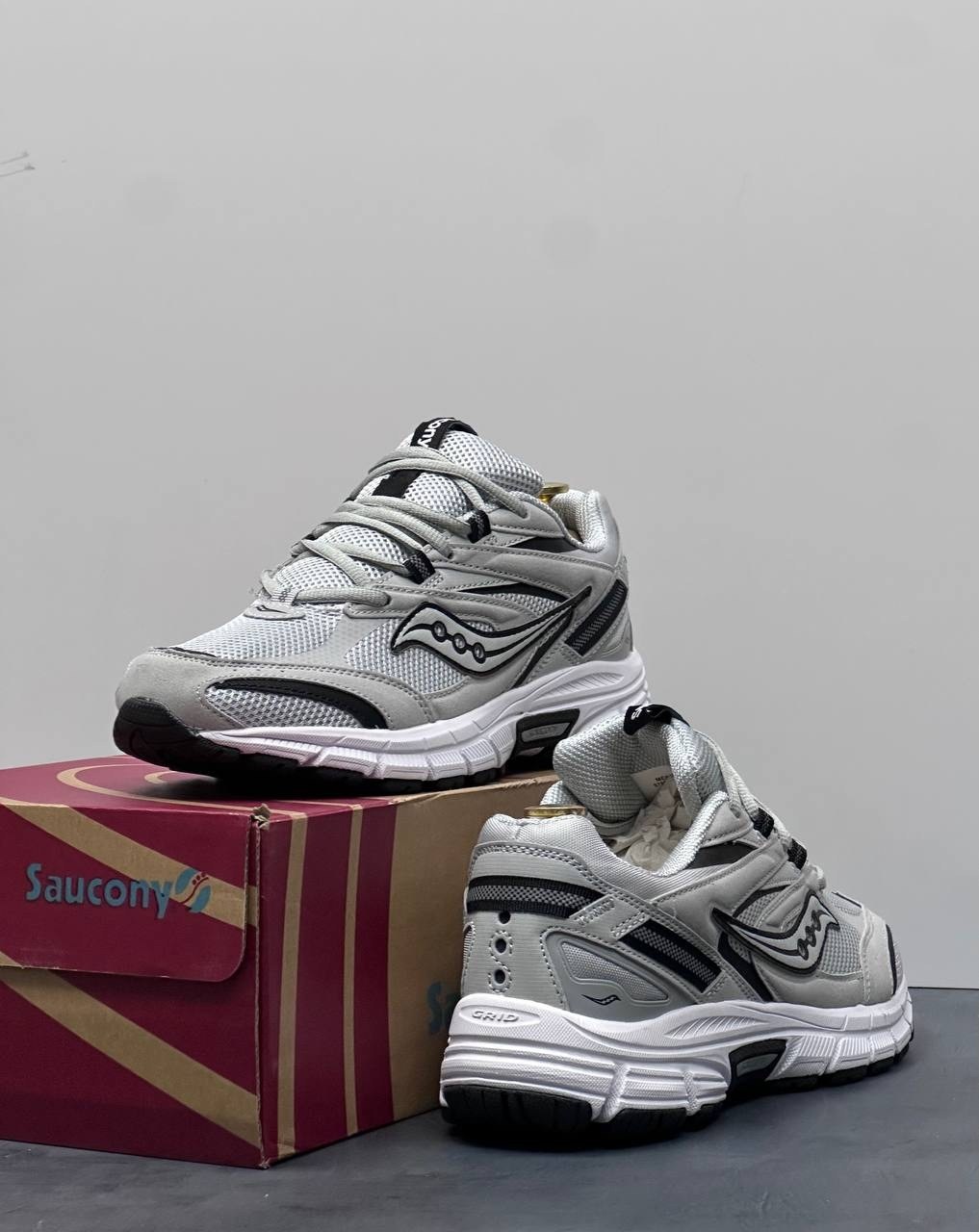 кроссовки saucony,кроссовки мужские saucony,сайкони кроссовки,кроссовки,saucony кроссовки кэжуал