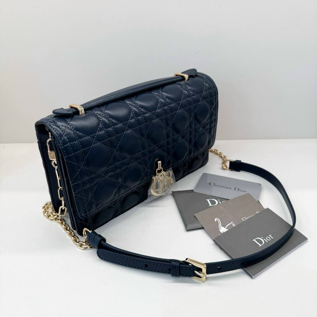 женская сумка диор,сумка кристиан диор маленькая,dior сумка,сумочка диор,сумки диор
