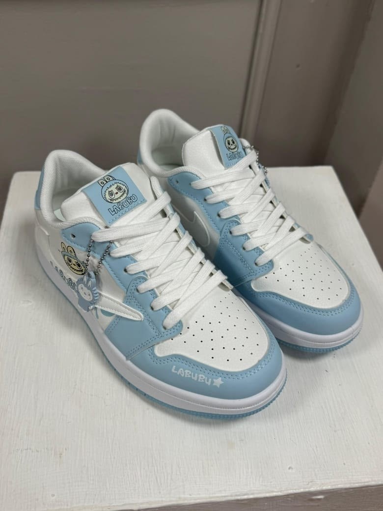кроссовки,nike air jordan 1 mid se,кроссовки для девочек,nike air jordan 1 yellow toe black,nike air jordan 1 mid