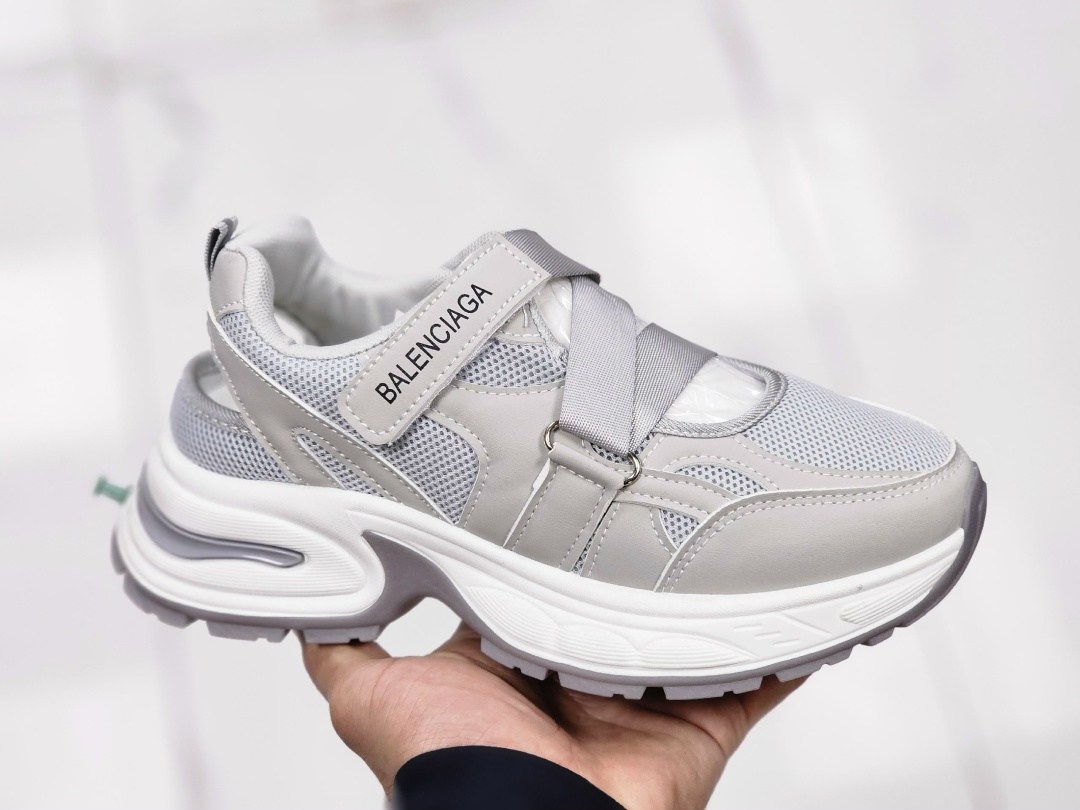 кроссовки женские balenciaga,кроссовки balenciaga,сандалии баленсиага трек,кроссовки balenciaga phantom,кроссовки баленсиага