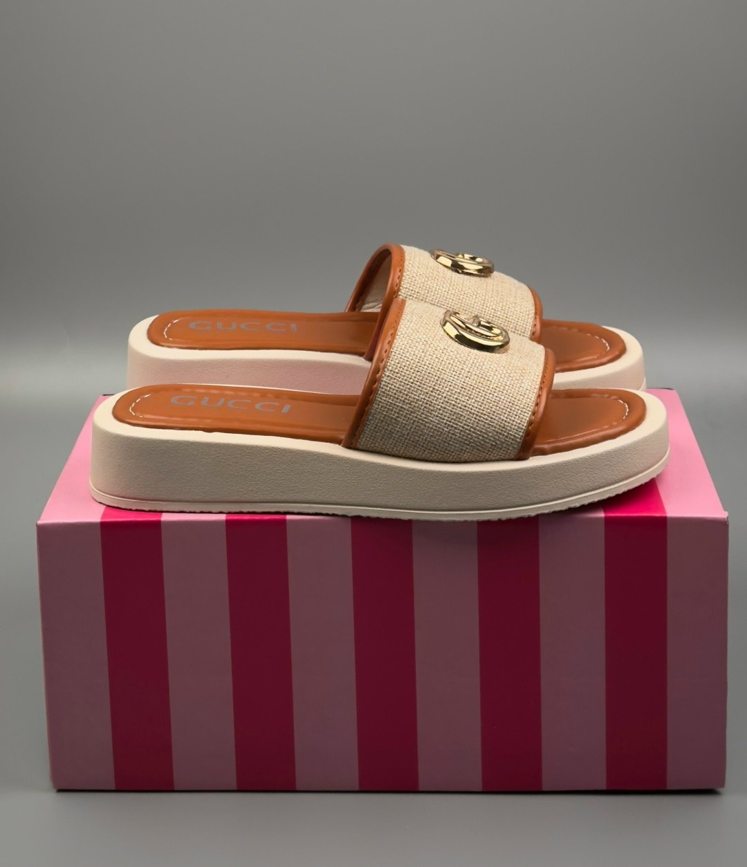 шлепки гуччи женские,шлепанцы женские gucci,,тапочки гуччи,тапочки gucci