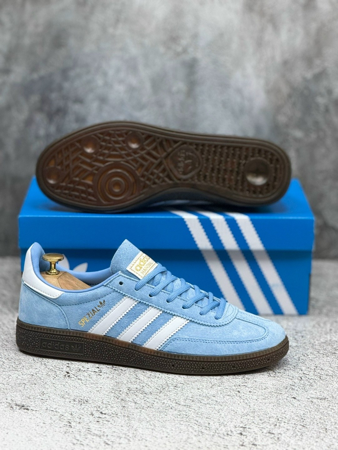 кроссовки adidas spezial,кроссовки adidas spezial голубые,adidas originals handball spezial,кроссовки adidas originals handball spezial,кроссовки adidas handball spezial
