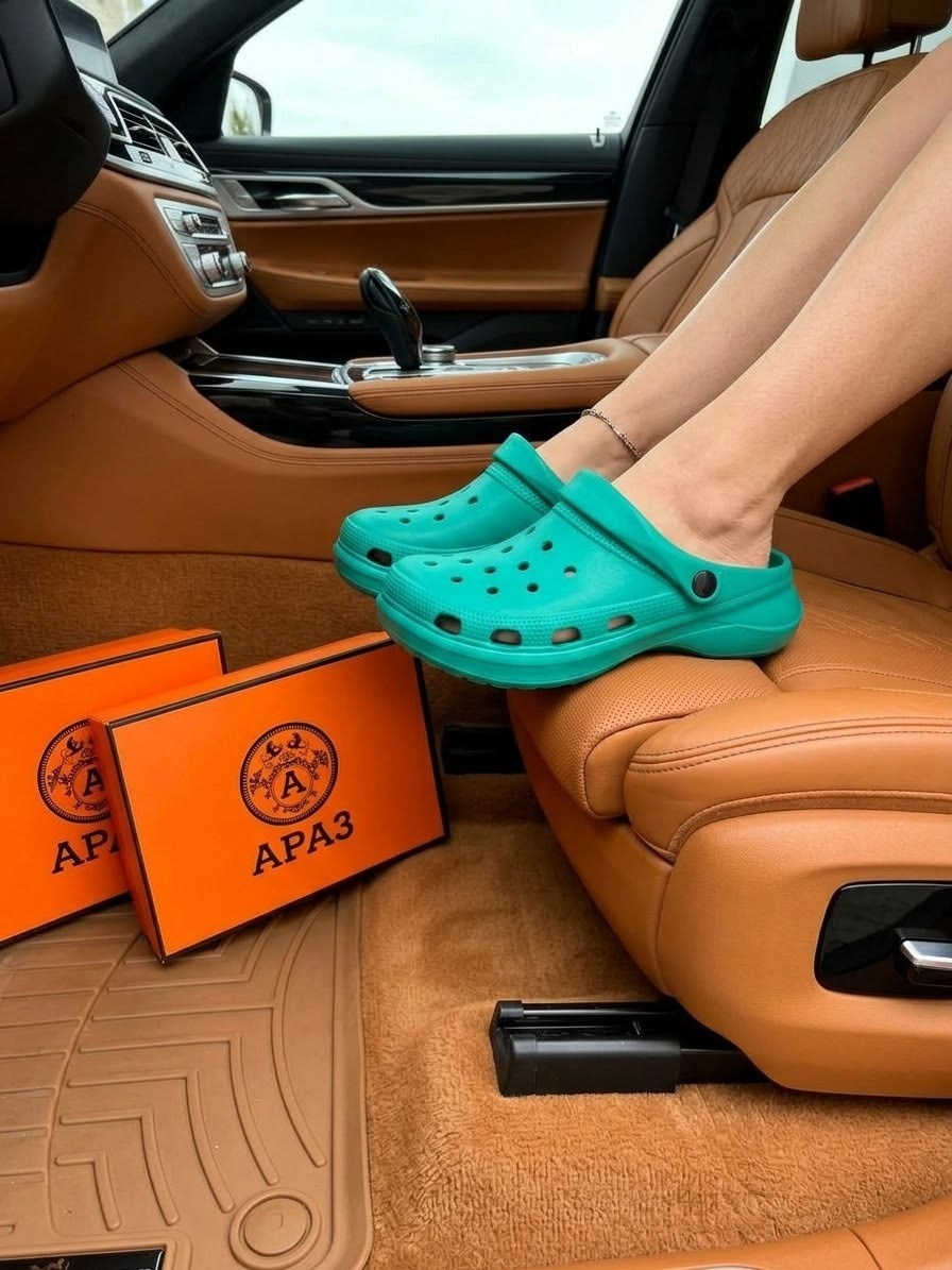 ,crocs classic clog,crocs classic,сабо женские,crocs classic platform clog